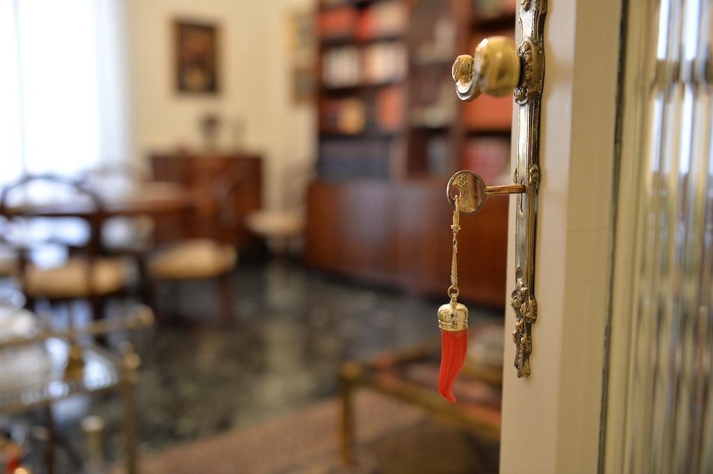 B&B Residenza Via Dei Mille Napoli Eksteriør billede
