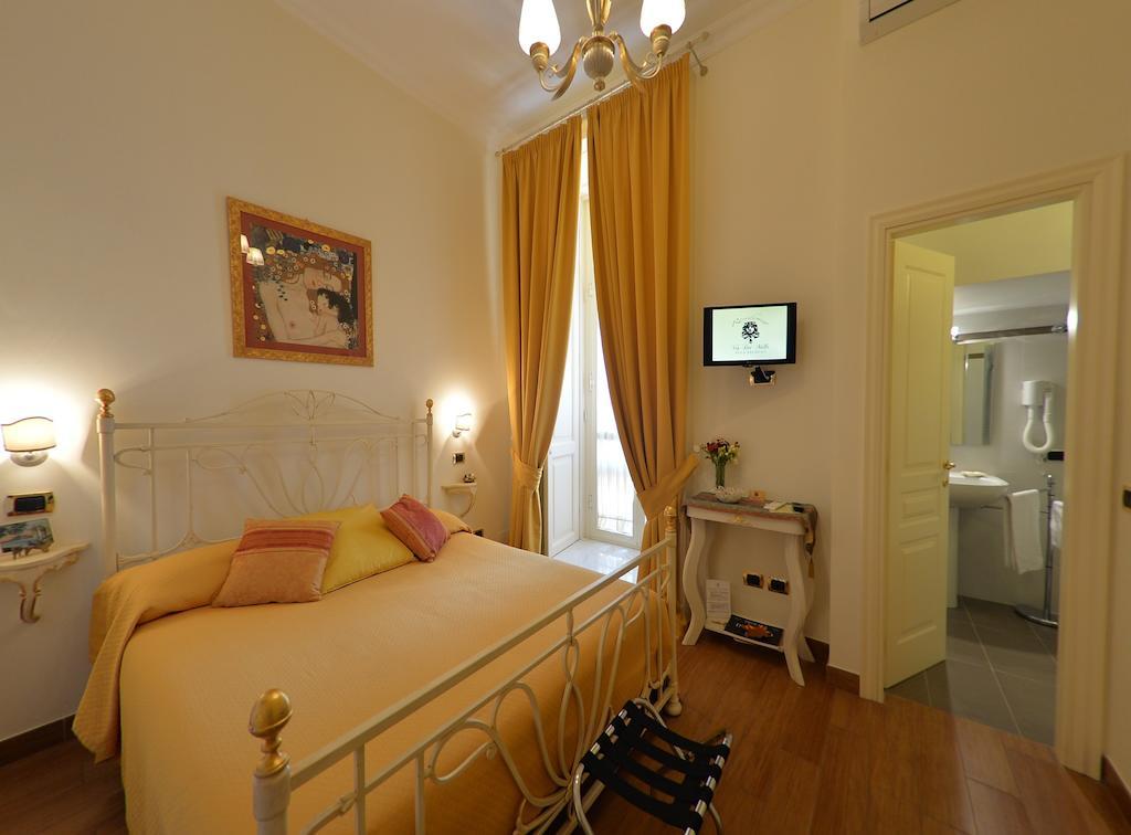 B&B Residenza Via Dei Mille Napoli Værelse billede